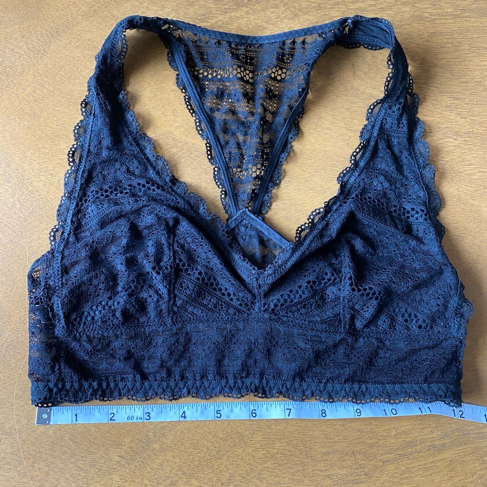 Black Racerback Pullover Lace Bra